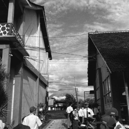 WhatsApp Image 2025-11-21 at 08.47.30